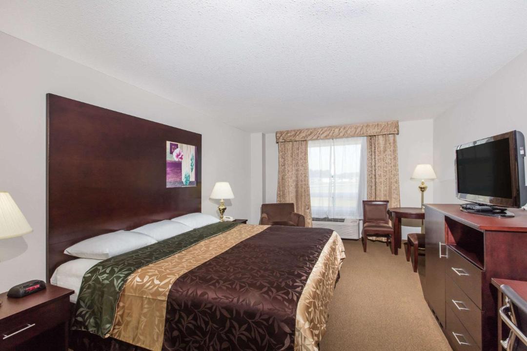 Photo of Bedroom in Innisfail