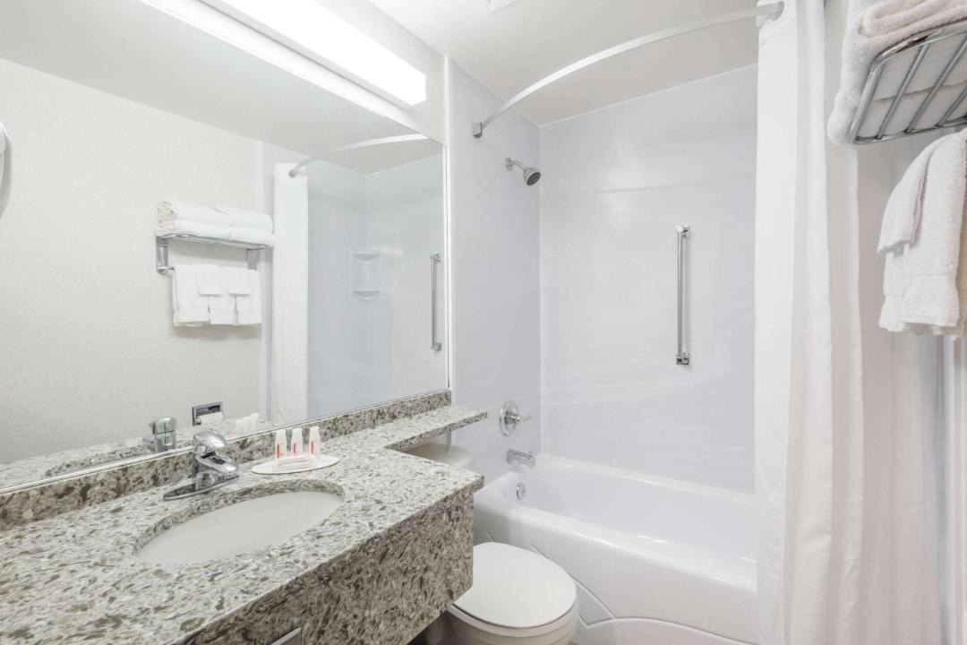 Photo of Bathroom in Port Elgin