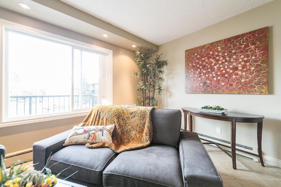 Photo of Livingroom in Jasper Place