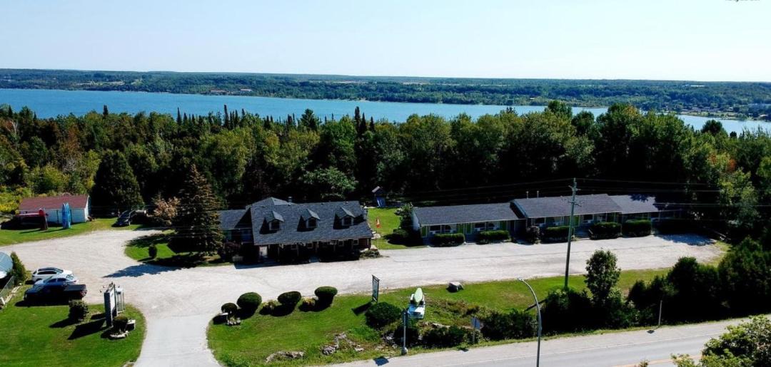 Photo of Others in Wiarton
