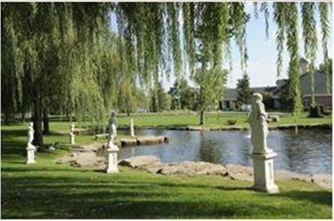 Photo of Others in Vaudreuil
