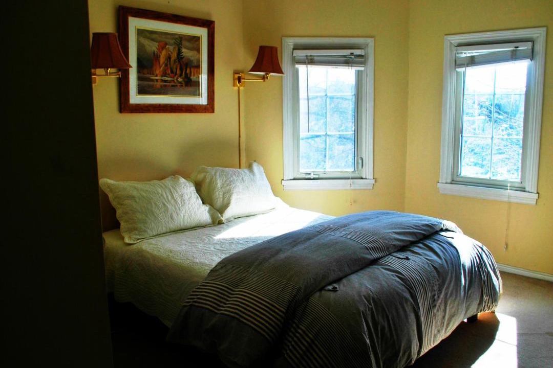 Photo of Bedroom in Bracebridge