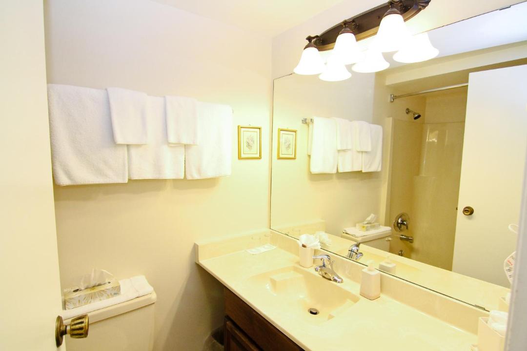 Photo of Bathroom in Campbell River