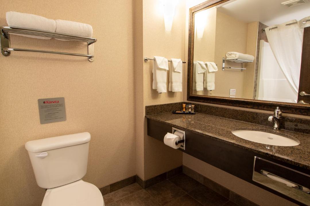 Photo of Bathroom in Fort Saskatchewan