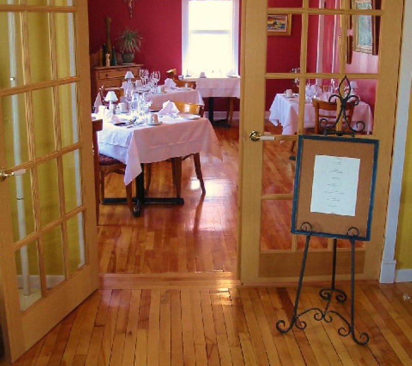 Photo of Others in Godbout