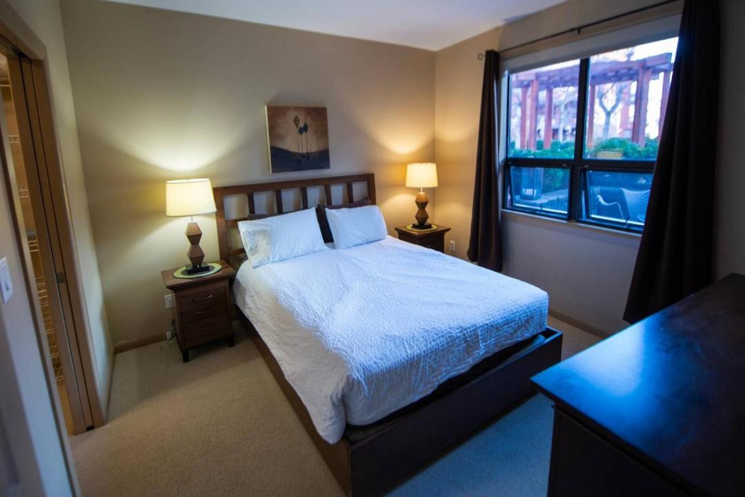 Photo of Bedroom in South Pandosy