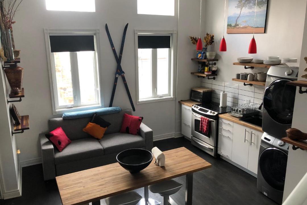Photo of Livingroom in Cabbagetown