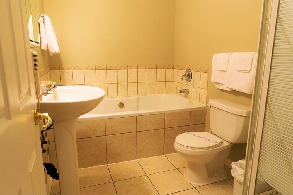 Photo of Bathroom in Beaconsfield