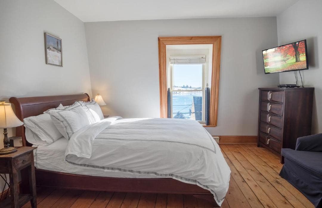 Photo of Others in Lunenburg Waterfront