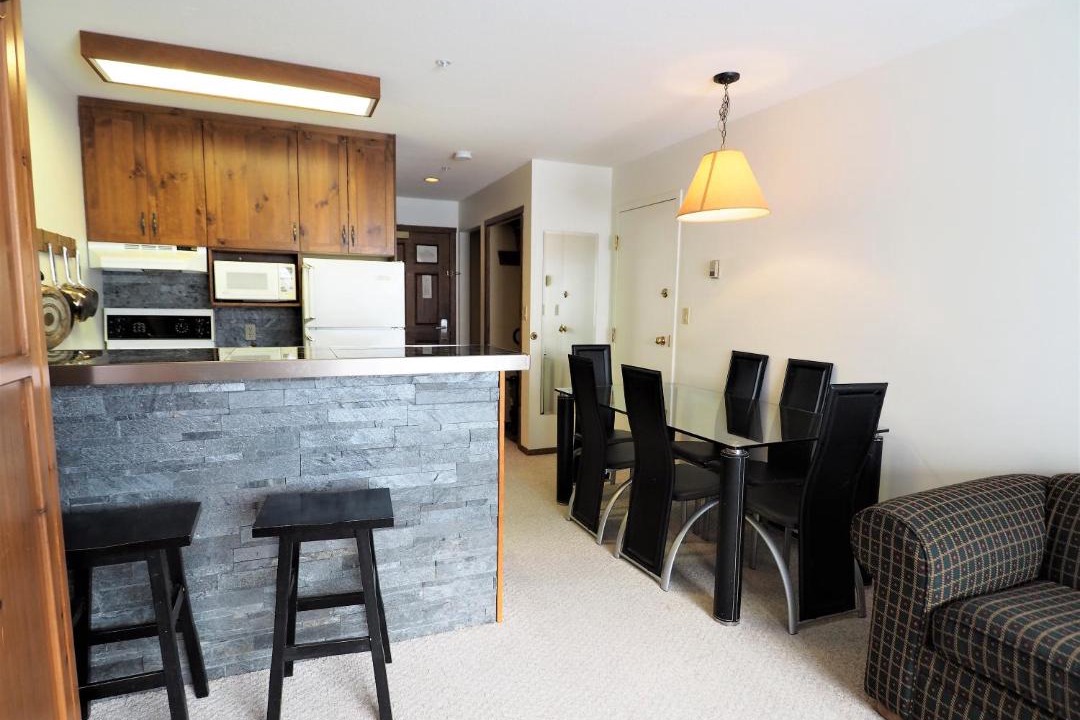 Photo of Livingroom in Okanagan-Similkameen