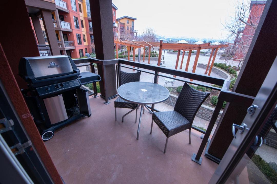 Photo of Patio Balcony in South Pandosy