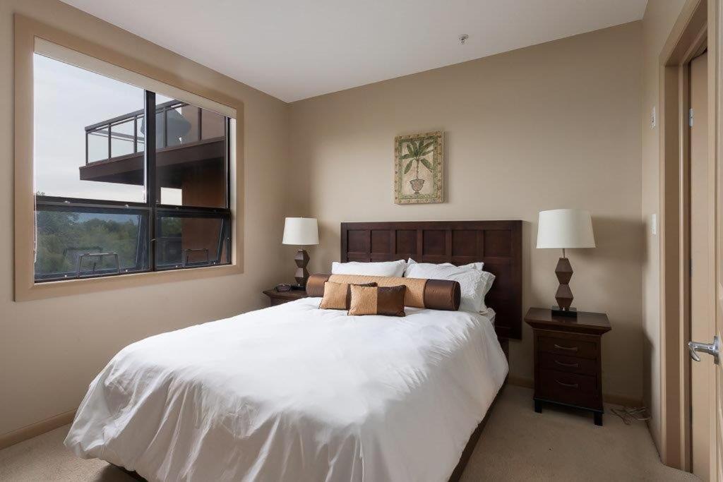 Photo of Bedroom in South Pandosy