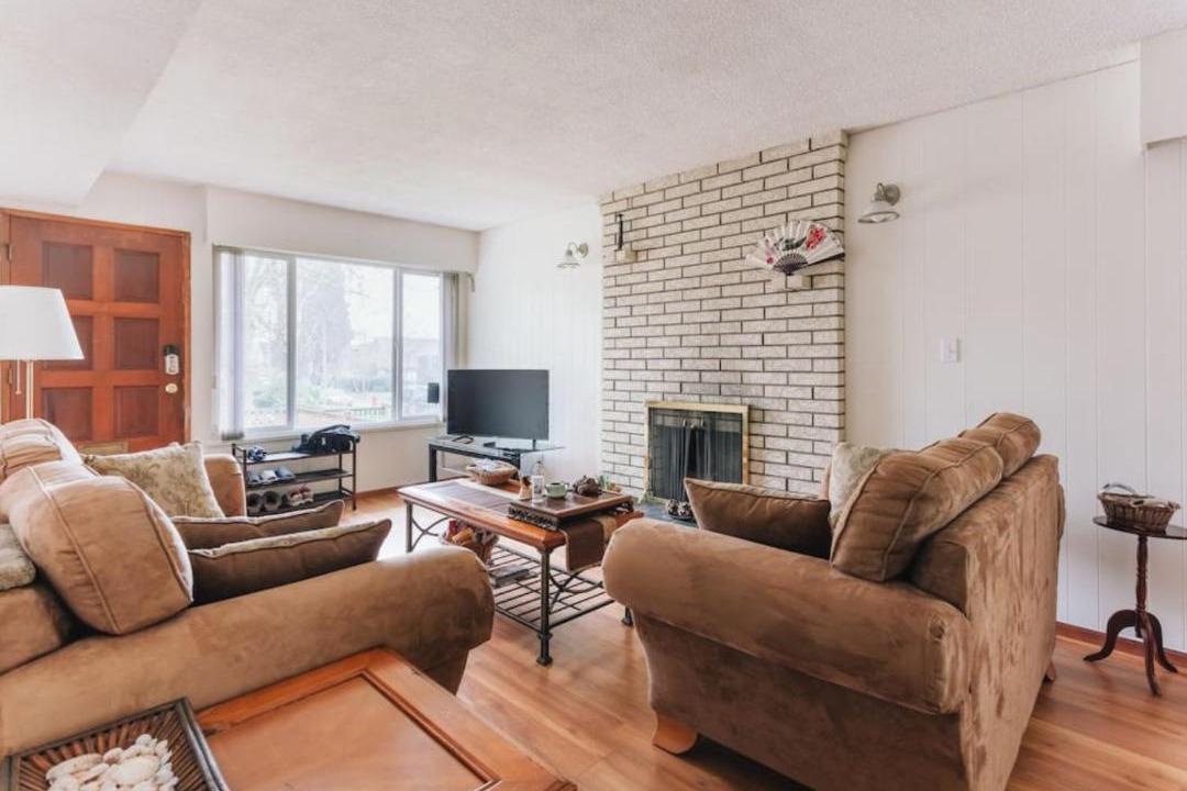 Photo of Livingroom in Marpole
