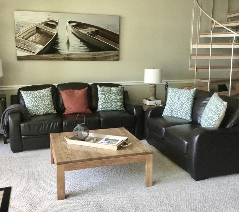Photo of Livingroom in North Oyster