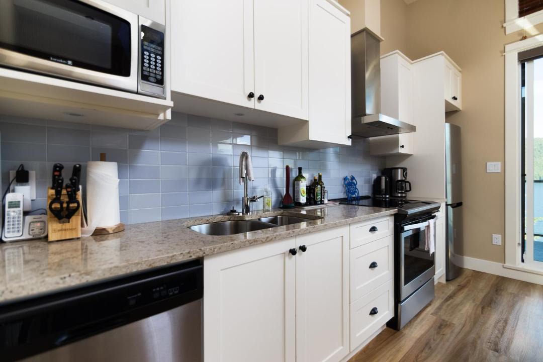 Photo of Kitchen in Port Renfrew