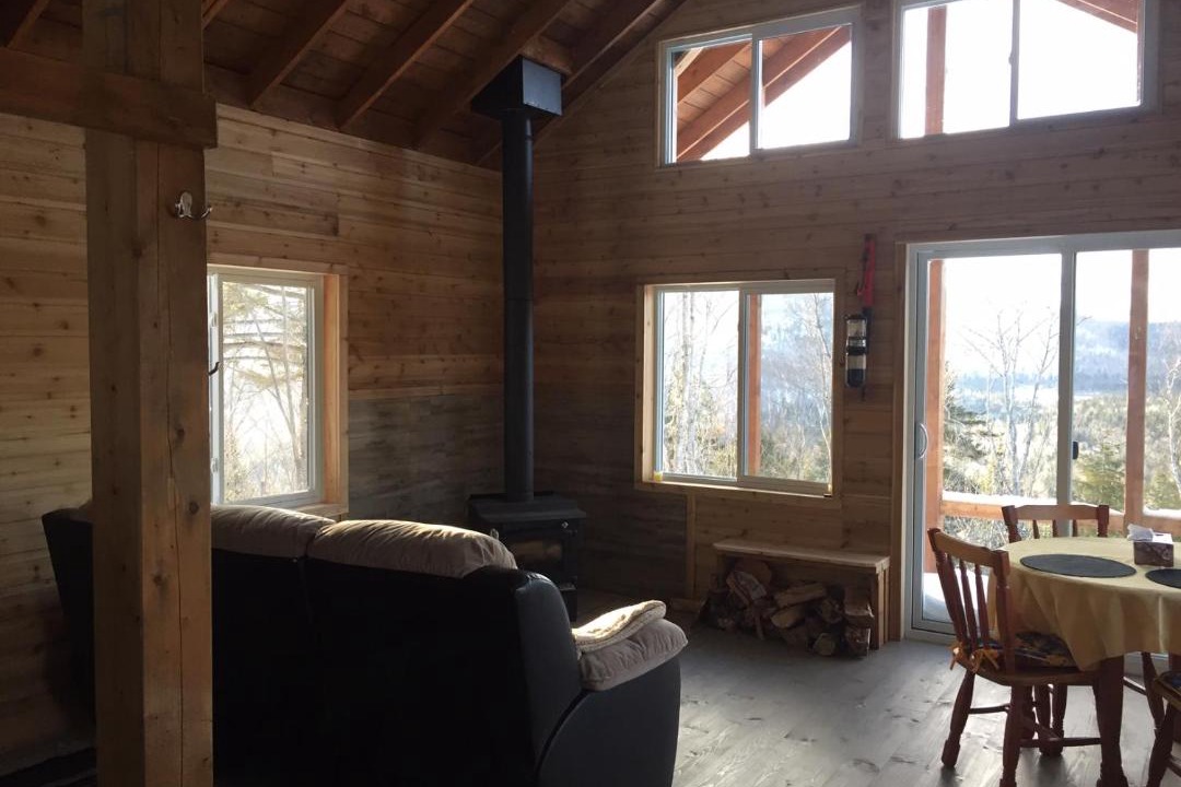 Photo of Livingroom in Val-des-Lacs