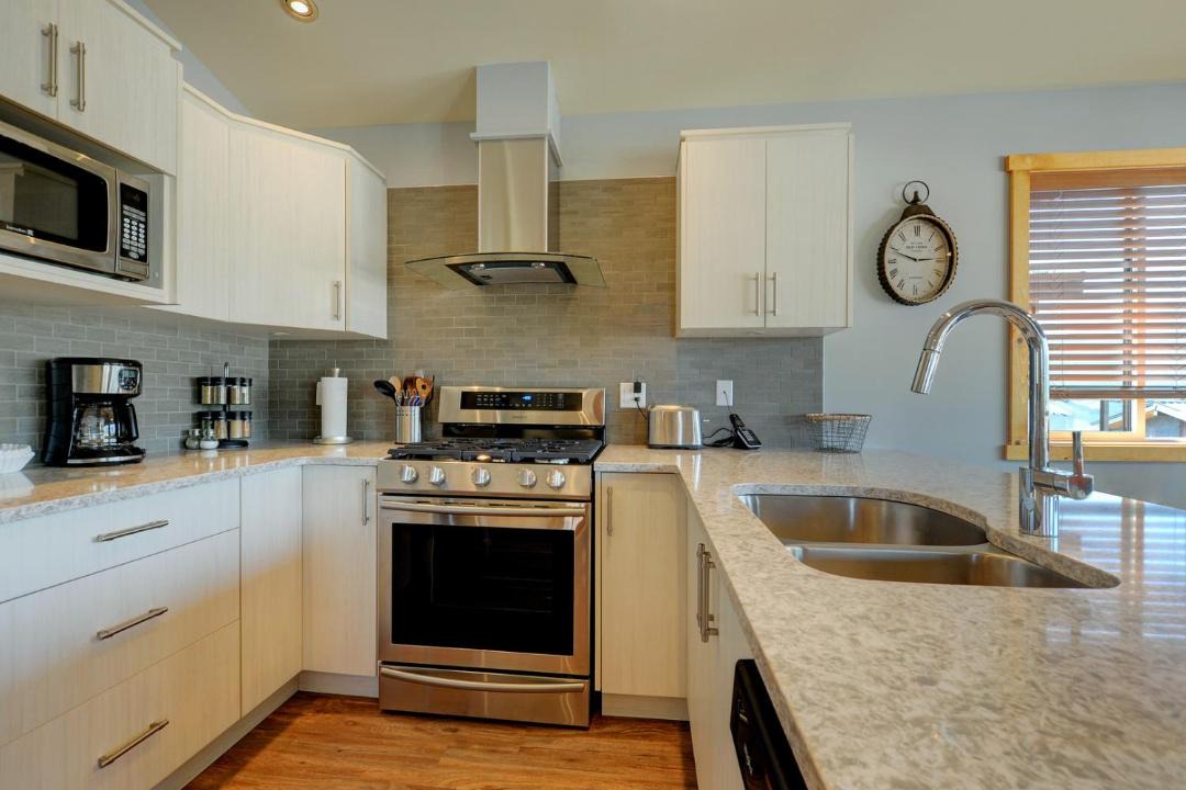 Photo of Kitchen in Port Renfrew