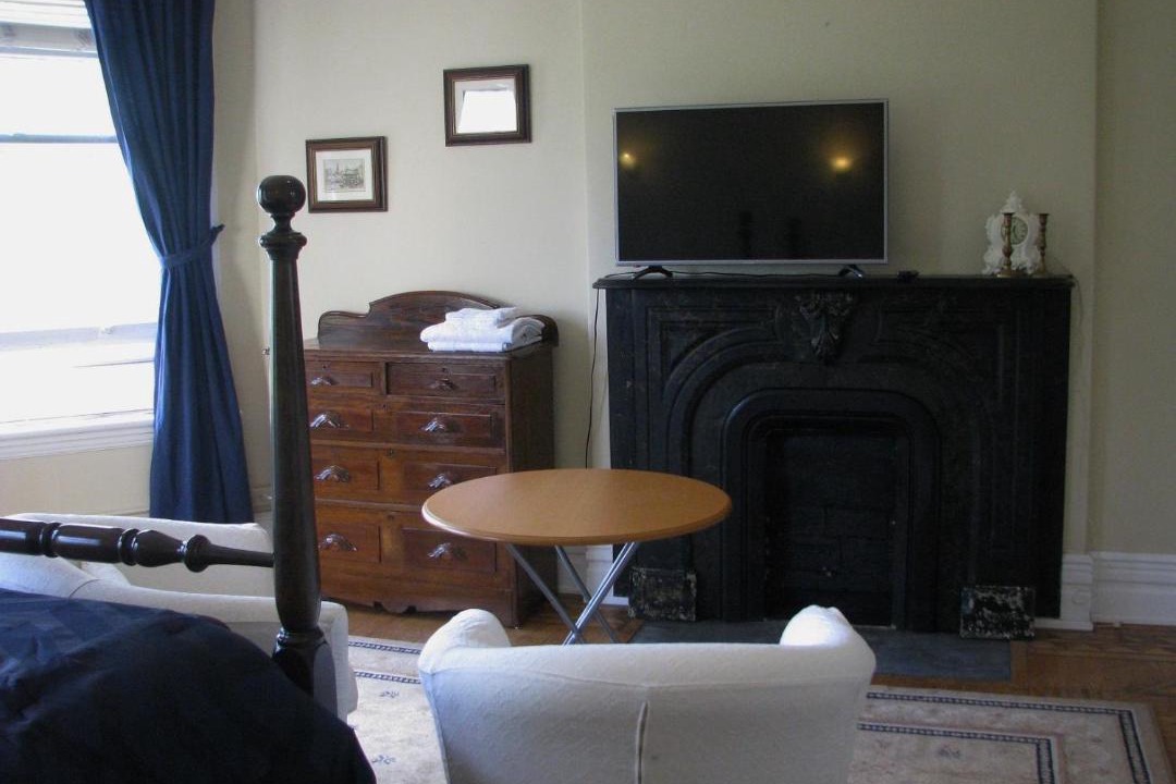Photo of Livingroom in Hamilton