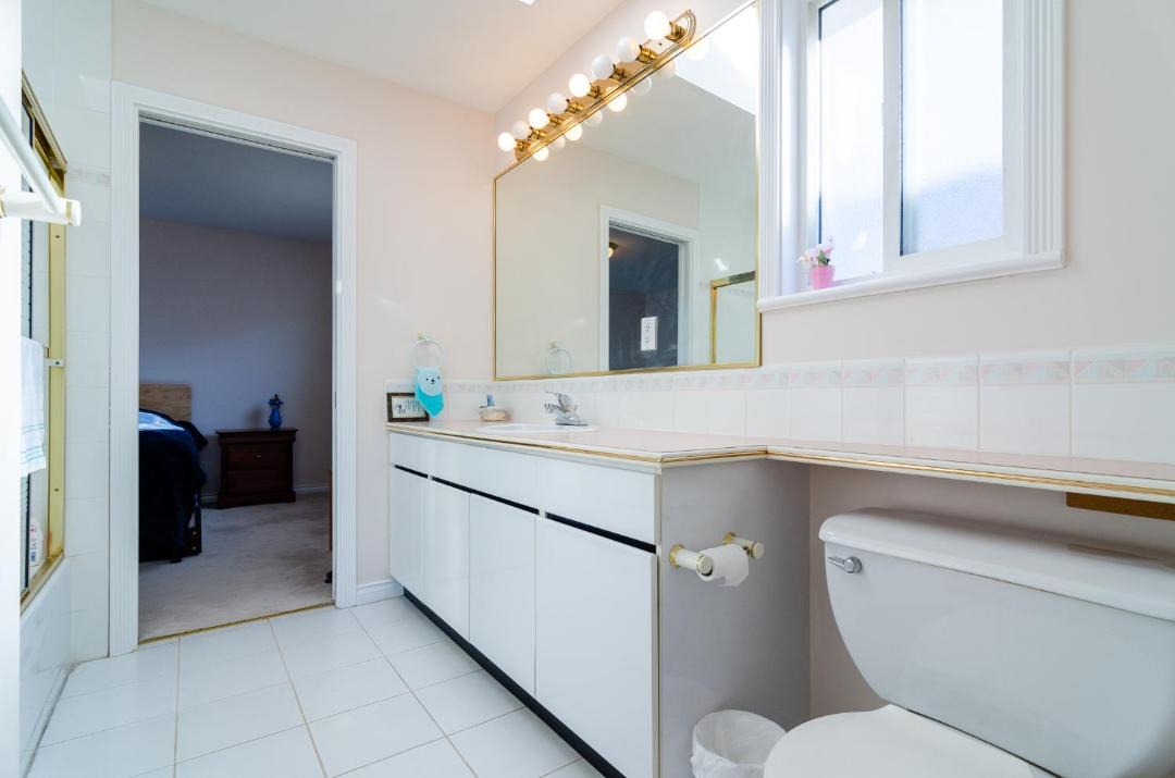 Photo of Bathroom in Queensborough