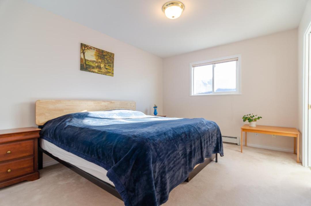 Photo of Bedroom in Queensborough