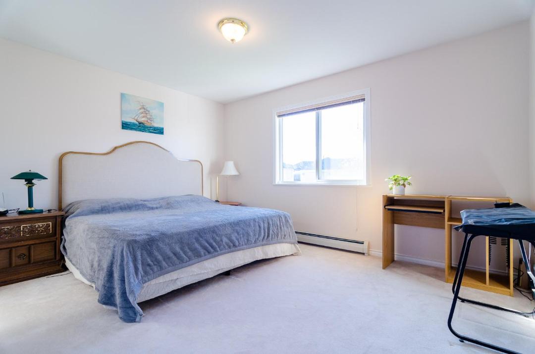 Photo of Bedroom in Queensborough