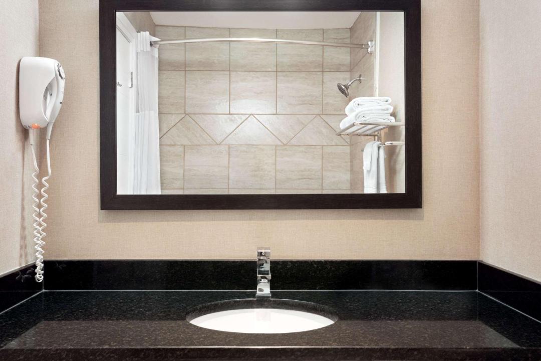 Photo of Bathroom in Sylvan Lake