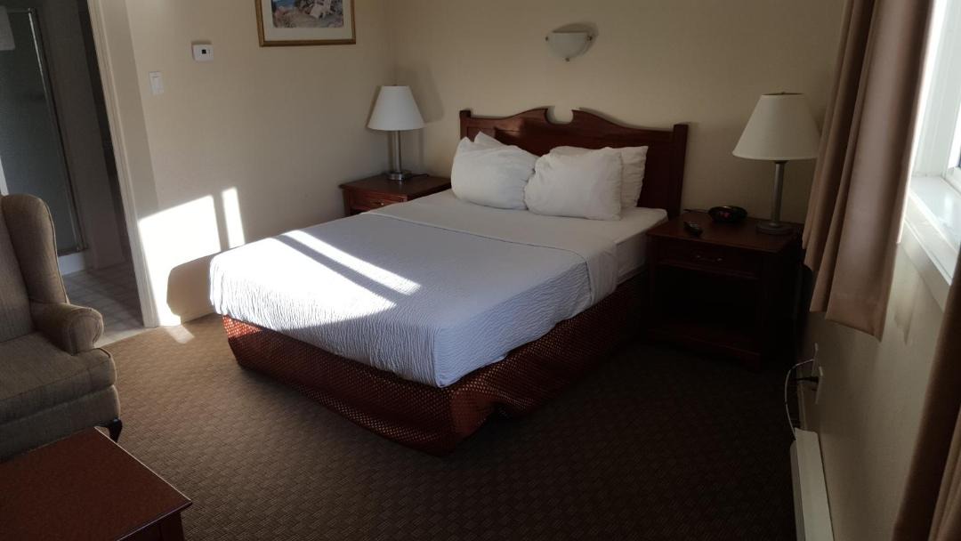 Photo of Bedroom in South Lethbridge