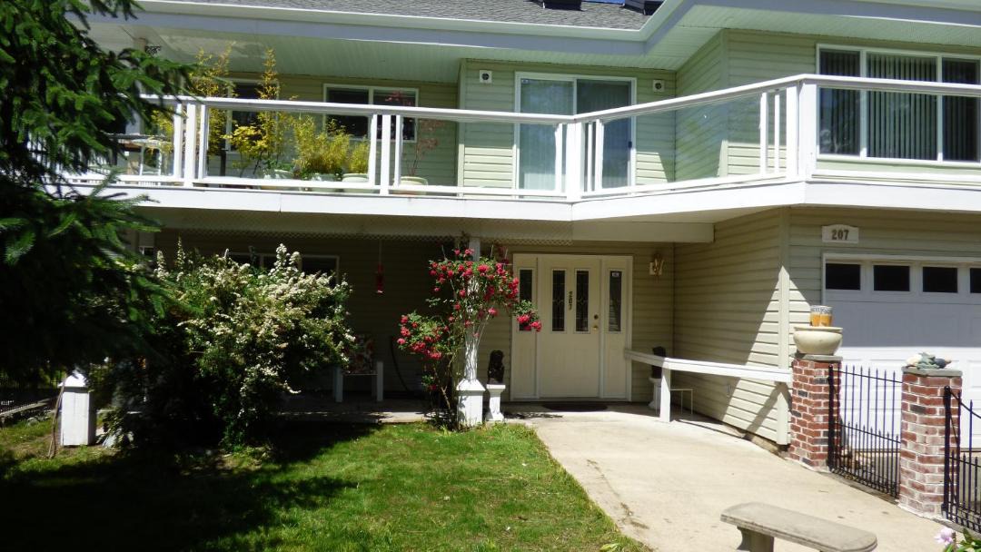 Photo of Patio Balcony in Lake Cowichan