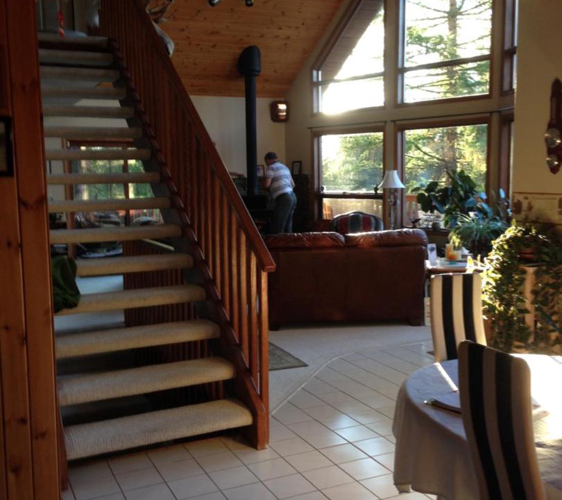 Photo of Livingroom in East Kootenay