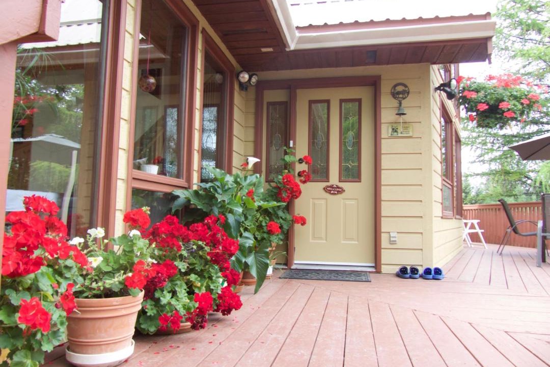 Photo of Patio Balcony in East Kootenay