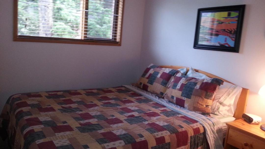 Photo of Bedroom in East Kootenay