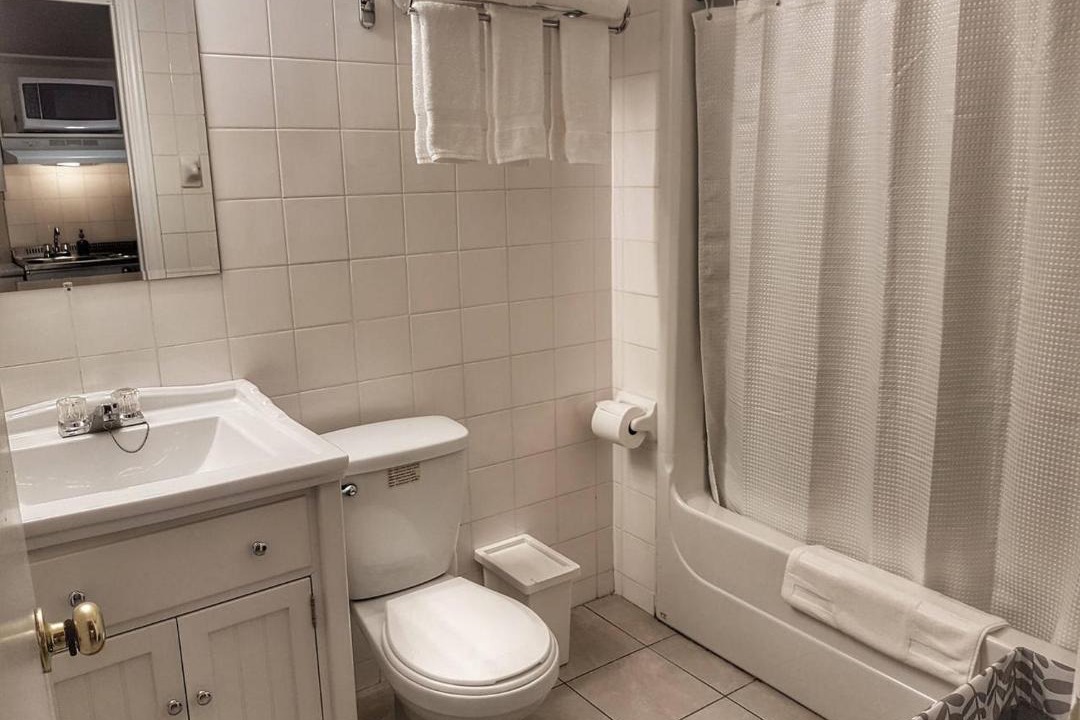Photo of Bathroom in Downtown Gatineau