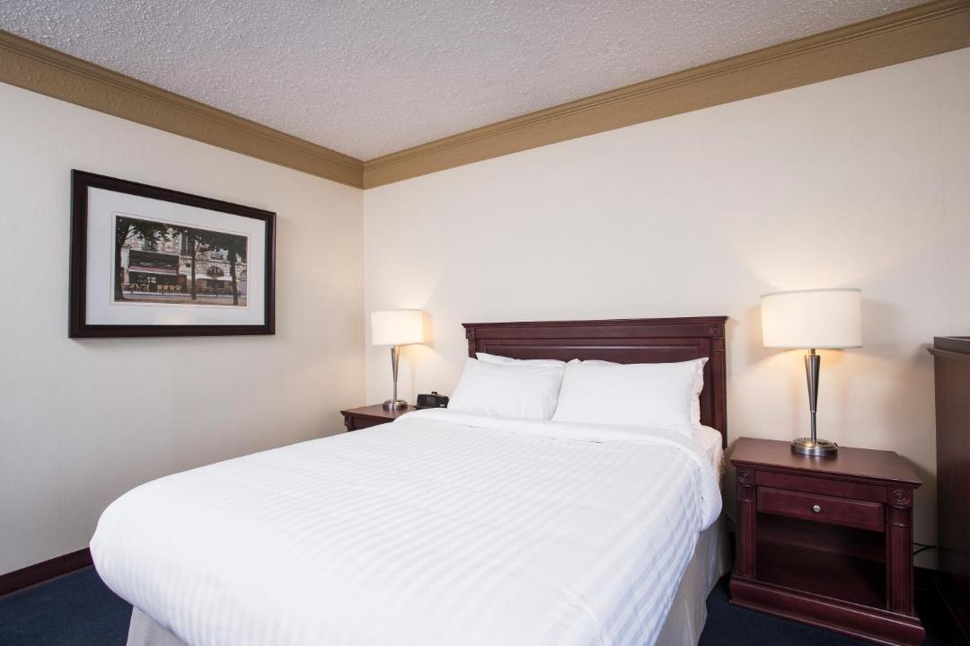 Photo of Bedroom in Rouyn-Noranda