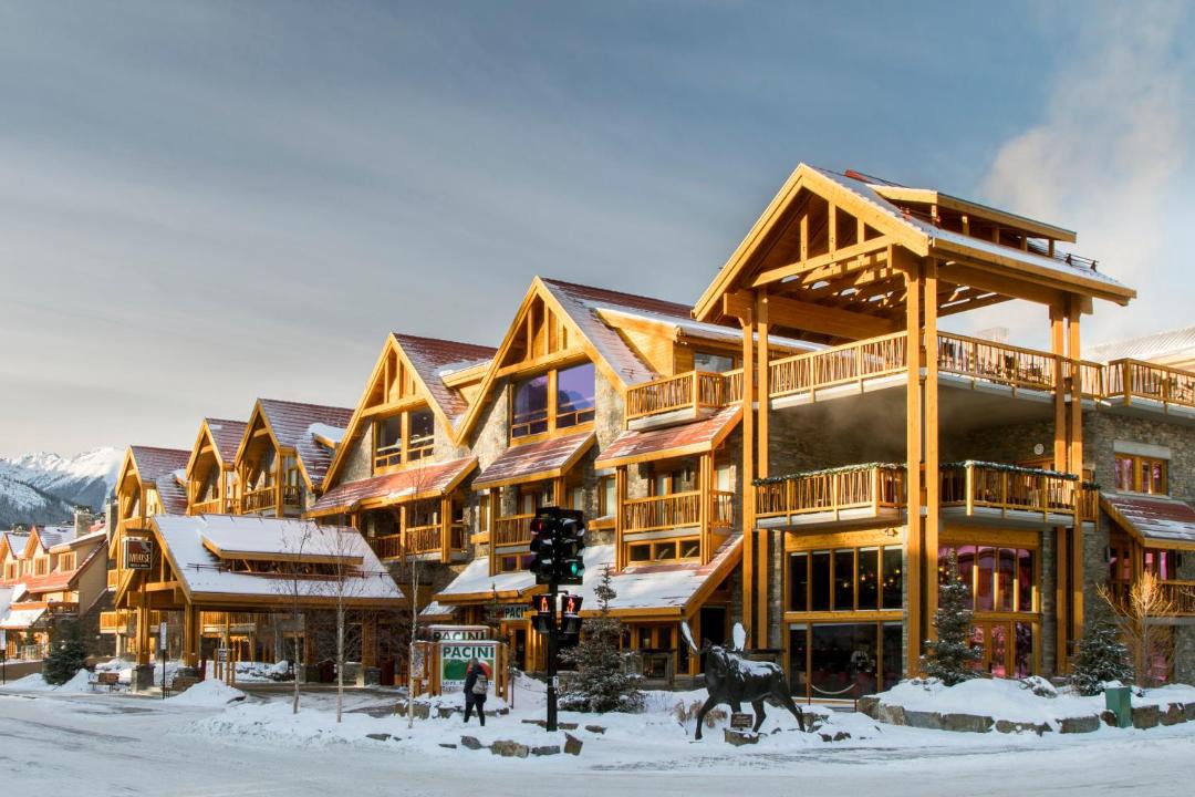 Photo of Others in Banff
