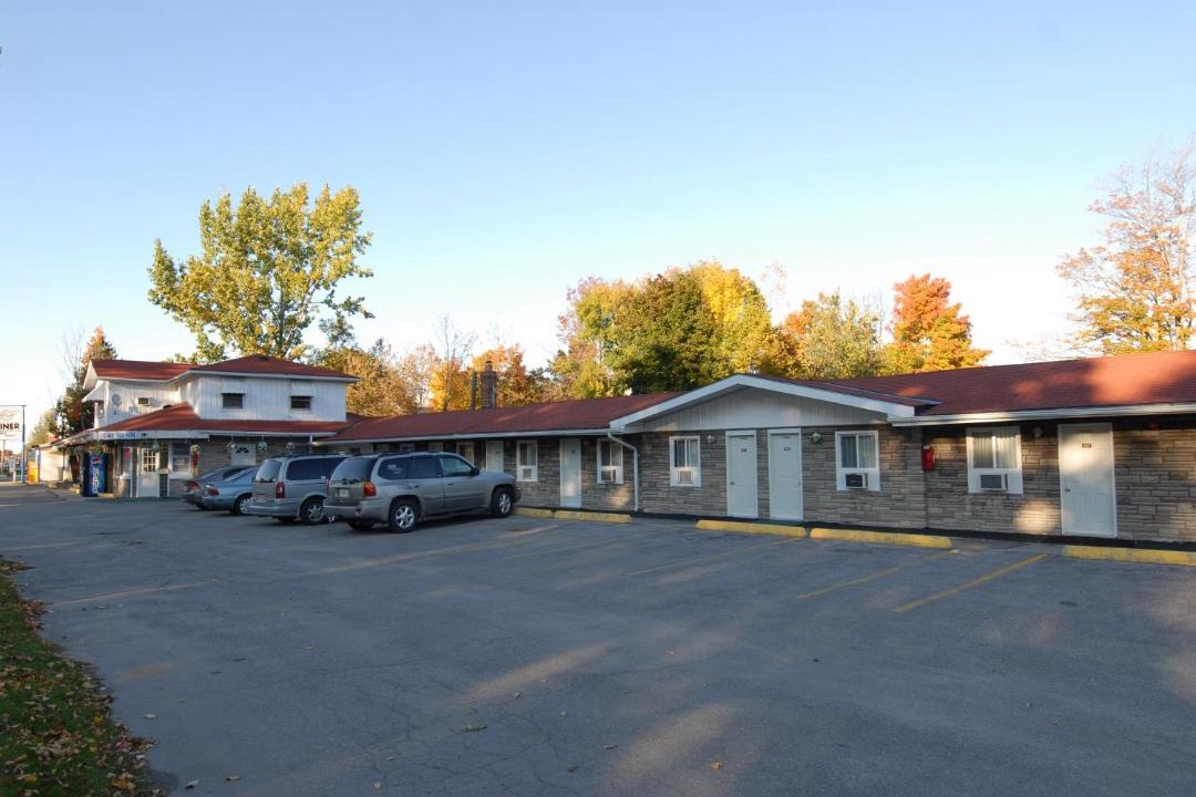 Photo of Buildings in Orillia