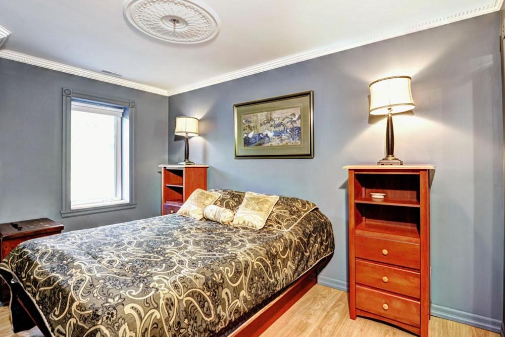 Photo of Bedroom in Stoneham