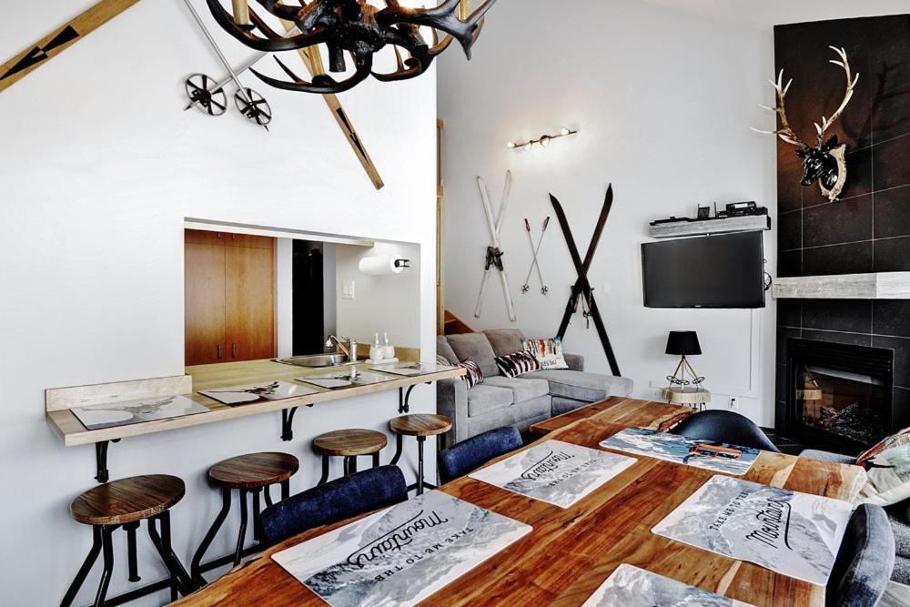 Photo of Livingroom in Stoneham
