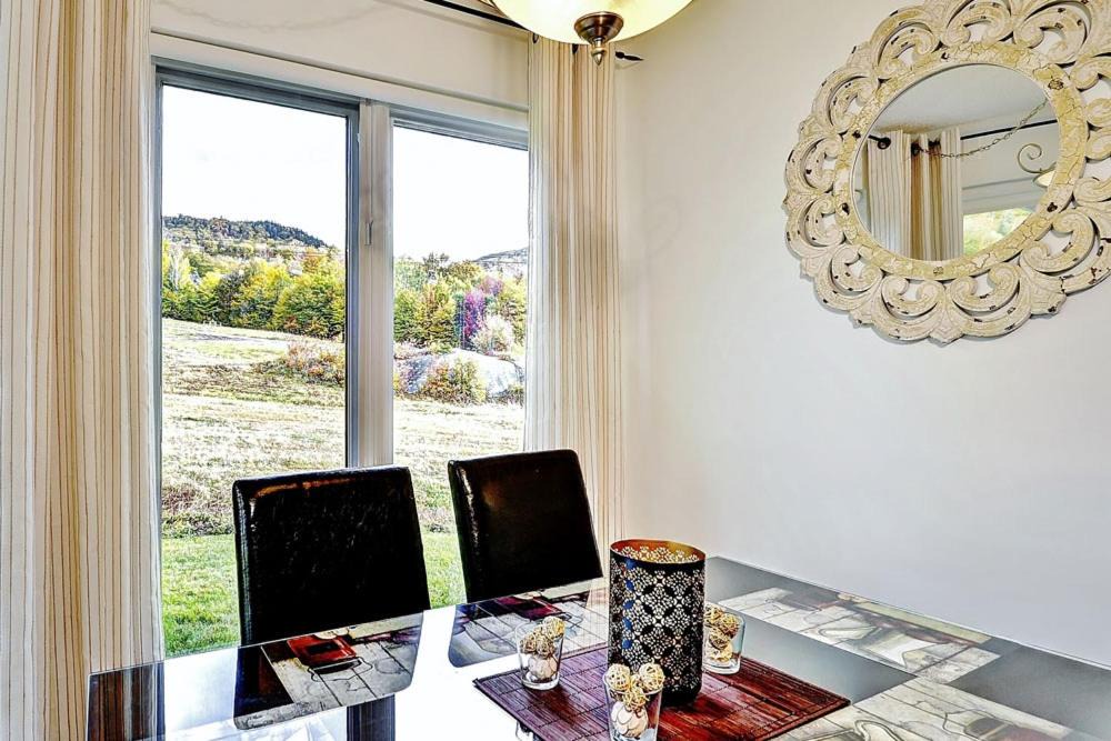 Photo of Livingroom in Stoneham