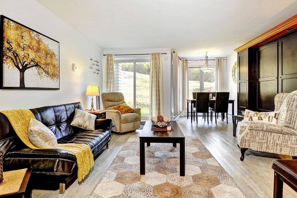 Photo of Livingroom in Stoneham