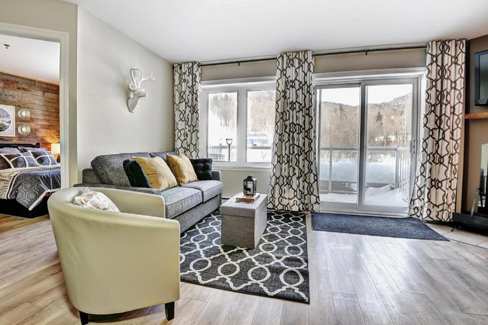 Photo of Livingroom in Stoneham