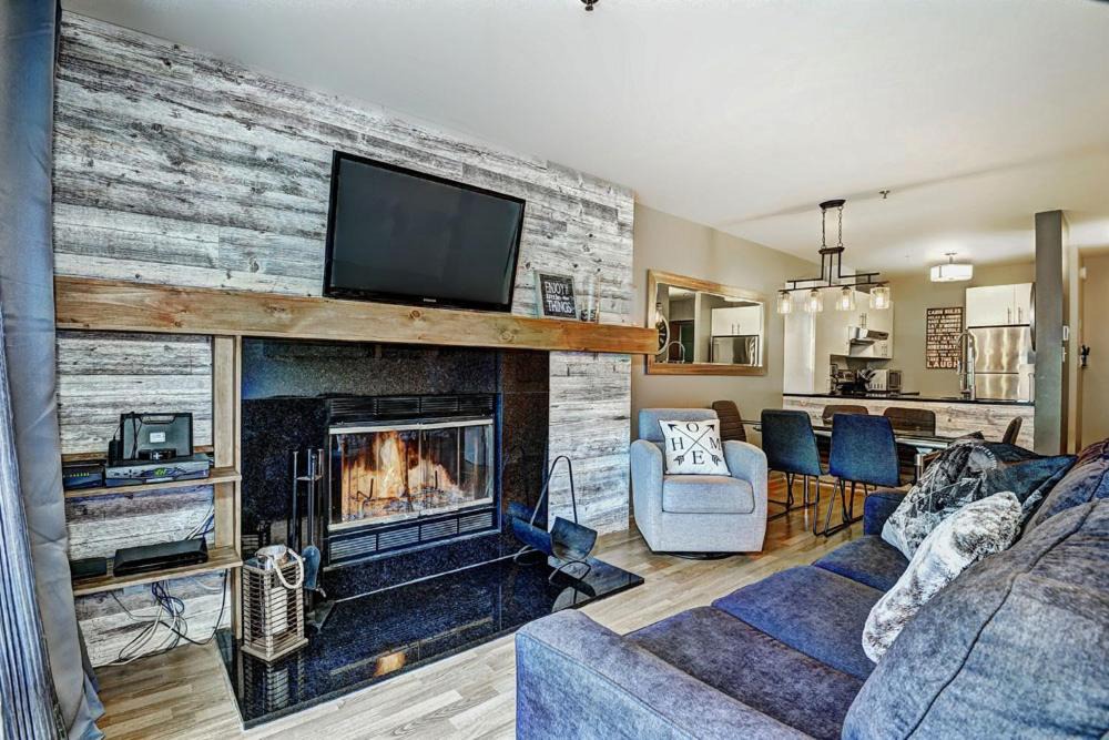 Photo of Livingroom in Stoneham