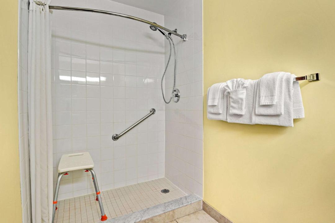 Photo of Bathroom in Barrie