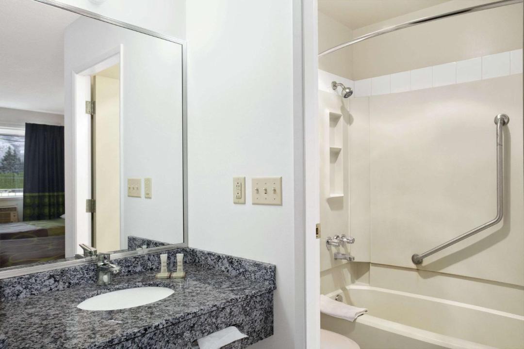 Photo of Bathroom in Valleyview