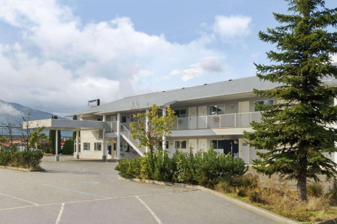Photo of Others in Salmon Arm