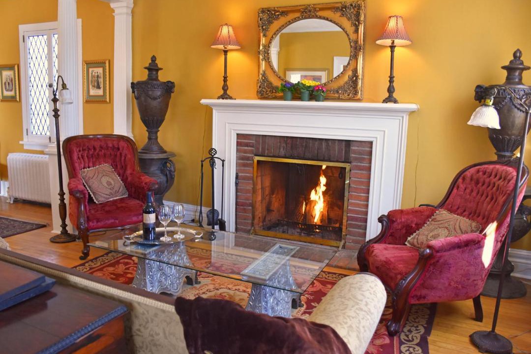 Photo of Livingroom in Old Town Historic District
