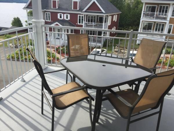 Photo of Patio Balcony in Saint Donat