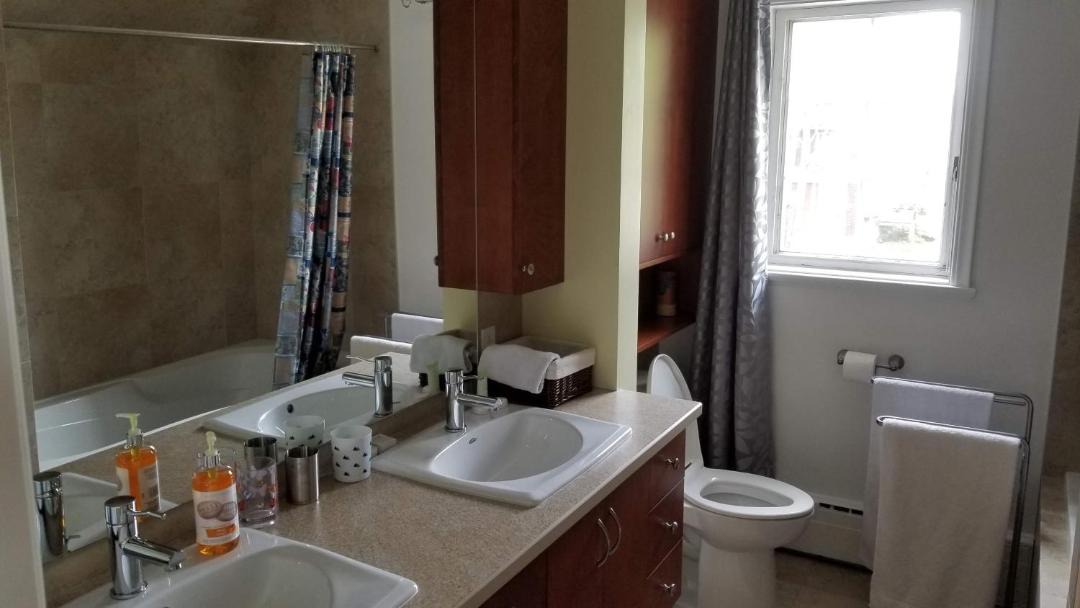 Photo of Bathroom in La Cite-Limoilou