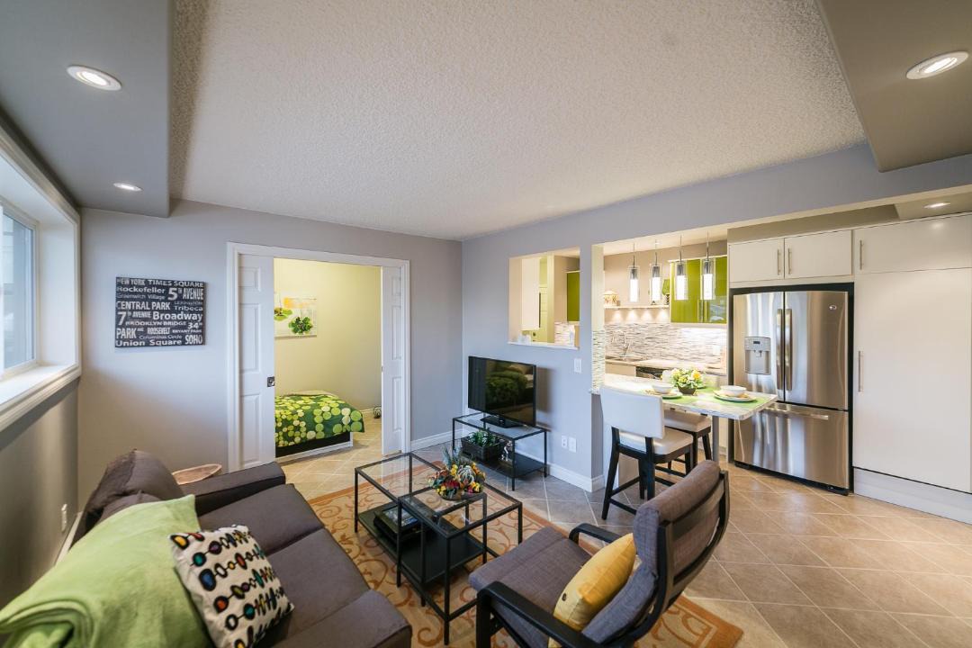 Photo of Livingroom in Jasper Place