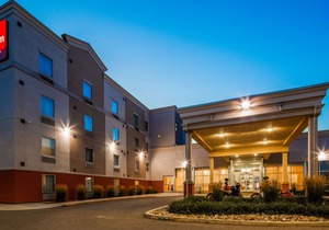 Best Western Plus Bowmanville
