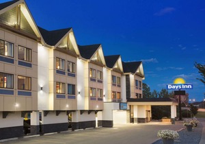 Days Inn by Wyndham Calgary Northwest